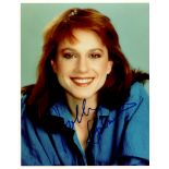 HUNTER HOLLY: (1958- ) American actress, Academy Award winner. Signed colour 8 x 10 photograph of