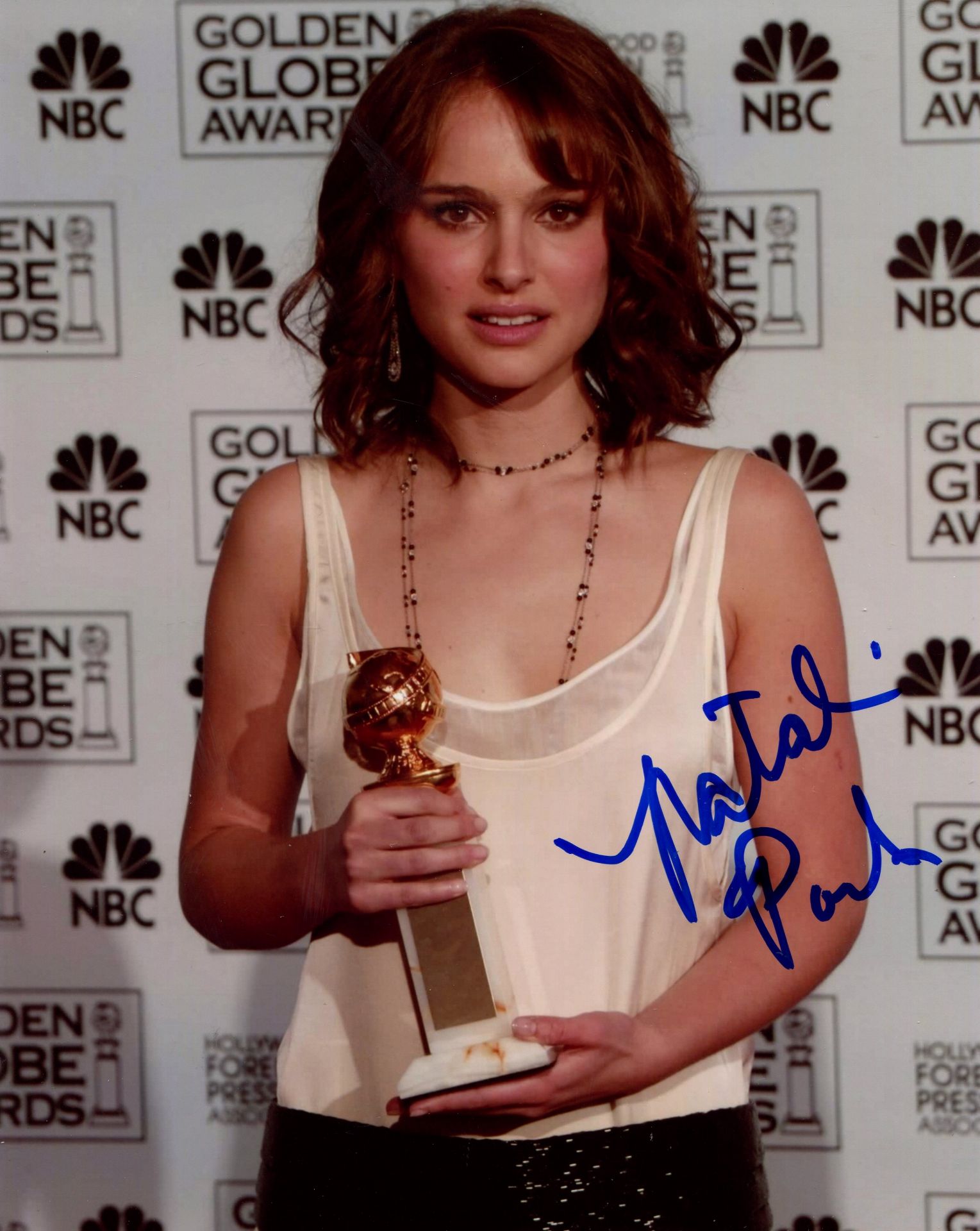 PORTMAN NATALIE: (1981- ) Israeli-born American actress, Academy Award winner. Signed colour 8 x