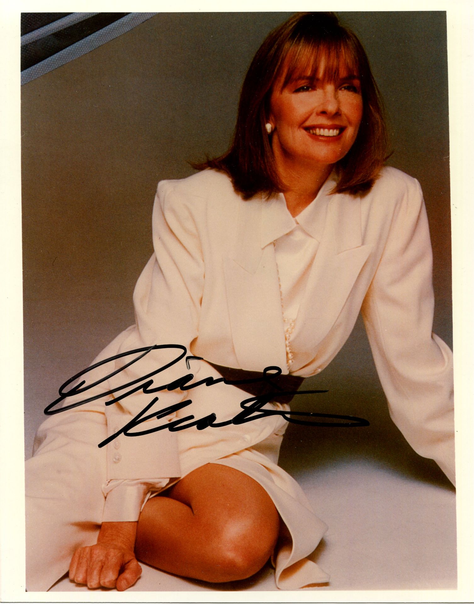 ACADEMY AWARD WINNERS: A good selection of signed colour 8 x 10 photographs by various Best Actress - Image 2 of 8