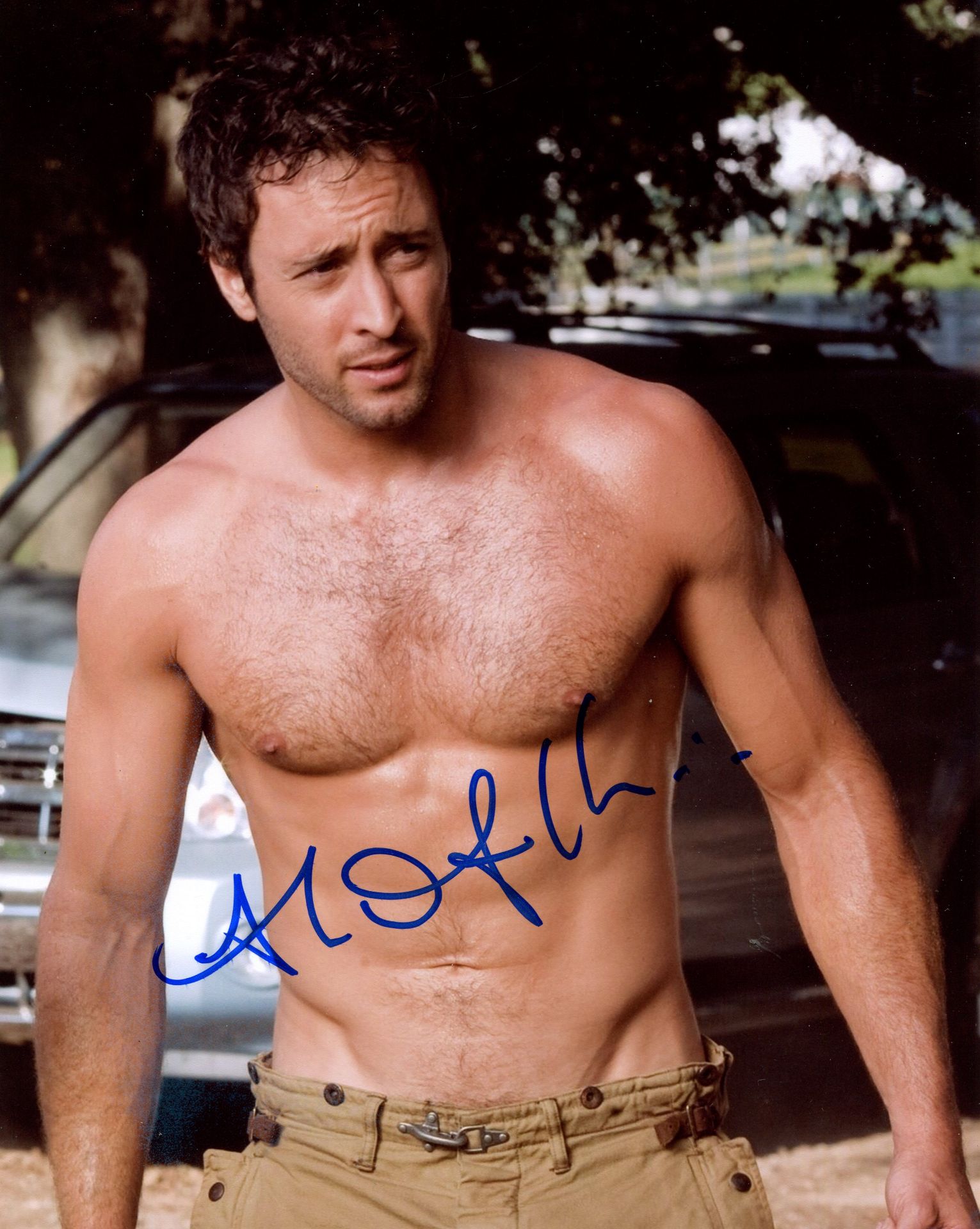 ACTORS: Selection of signed 8 x 10 photographs and slightly larger (1), - Image 2 of 10