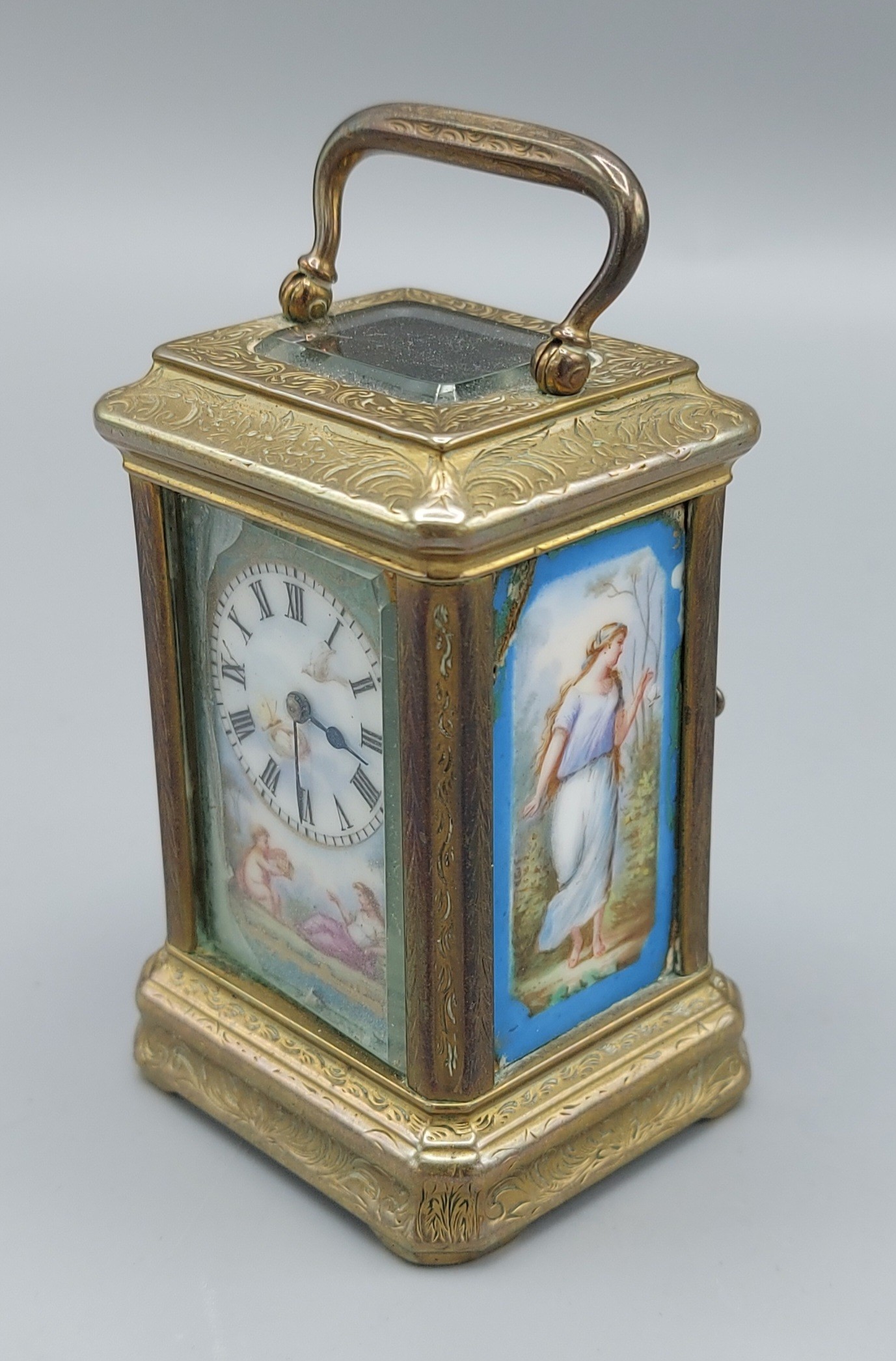 A French brass cased miniature Carriage clock with porcelain panels, lever escapement and carrying - Image 2 of 3