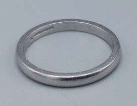 A Platinum wedding band, 4.1gms, ring size N