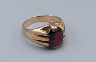 A 9ct gold stone set signet ring, 6.8gms, ring size R