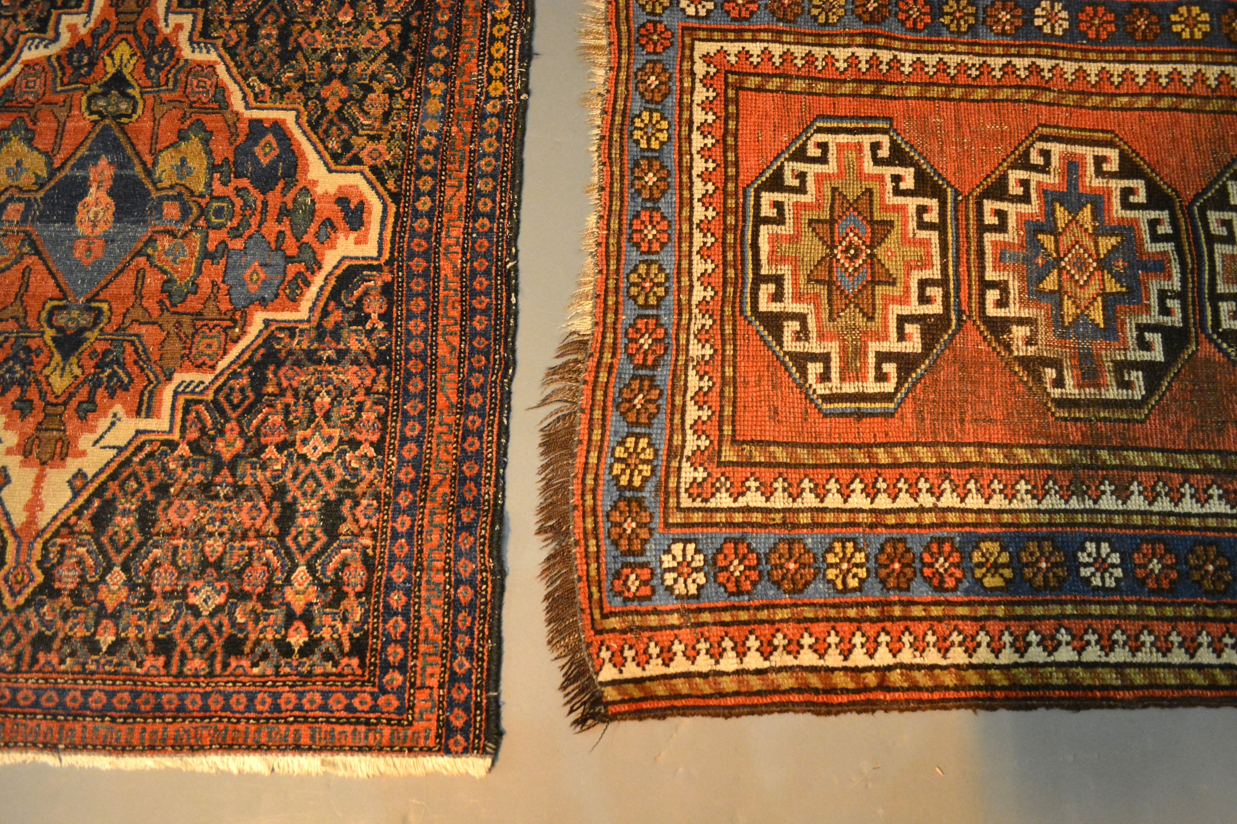 A North West Persian Woollen Small Rug with four central guls within multiple borders, 121 x 79 - Image 2 of 3
