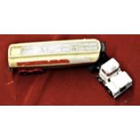 Corgi Major'-mack Gloster saro Esso petrol tanker-white and red-play worn no box