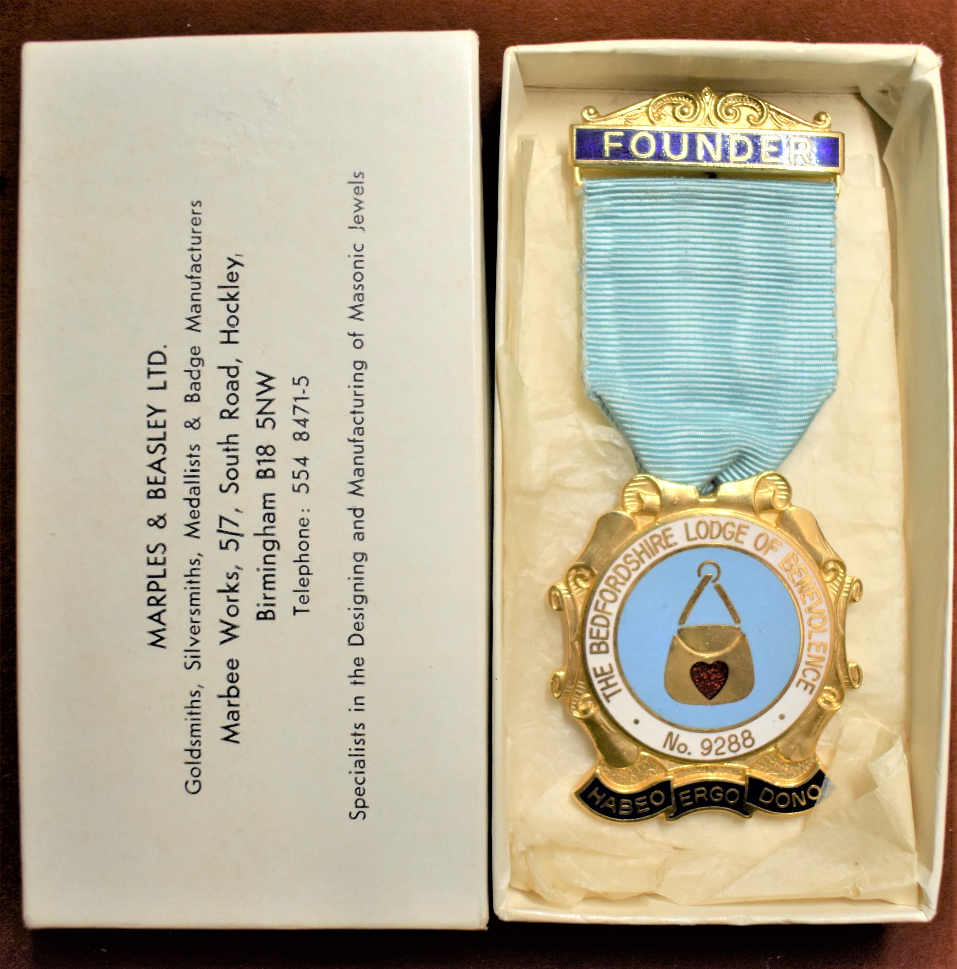 Masonic Founders Jewel for the Bedfordshire Lodge of Benevolence No. 9288 in gilt and enamel, in