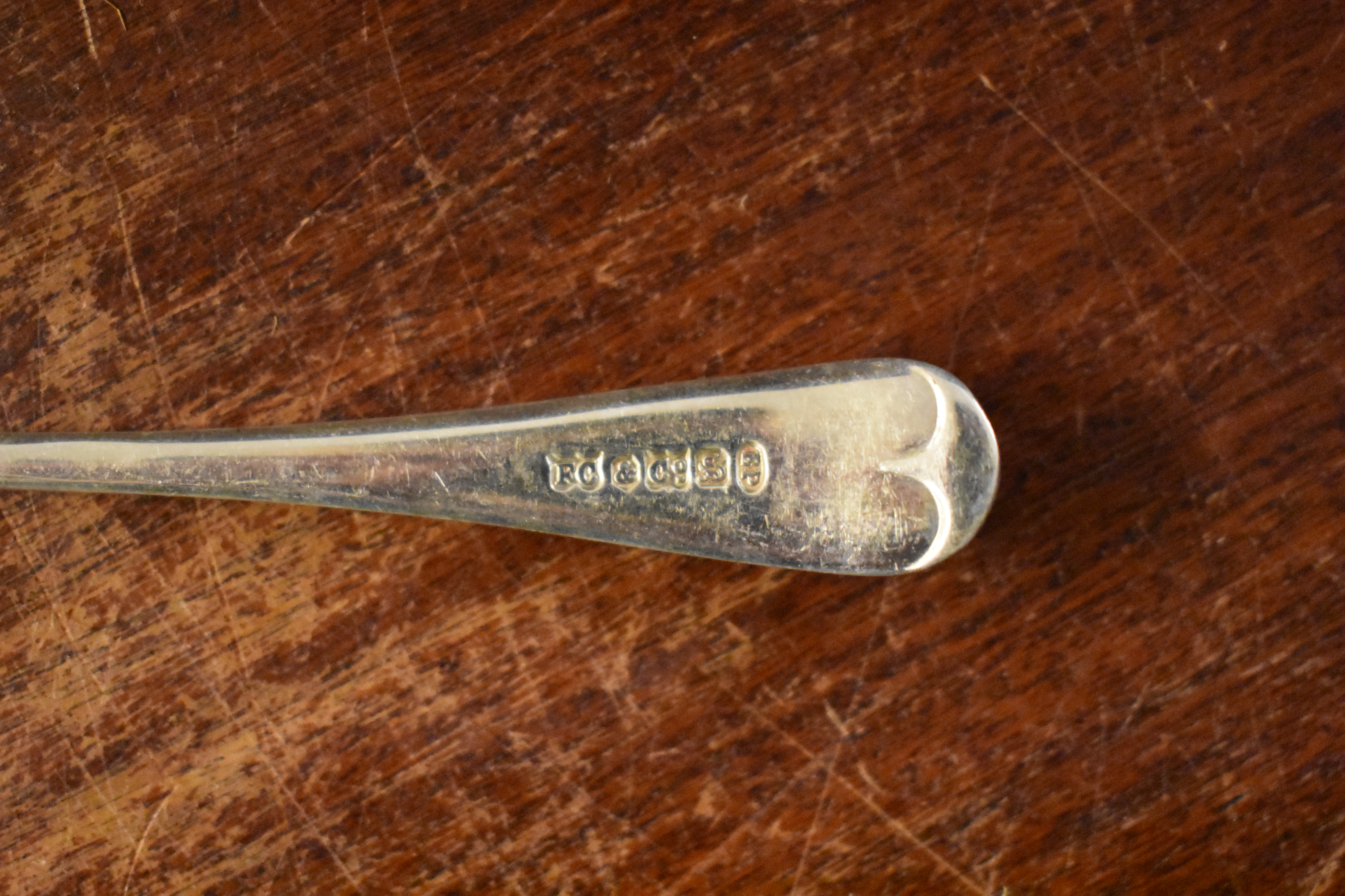 British early 20th century Sheffield made canteen of cutlery, a large canteen with various makers