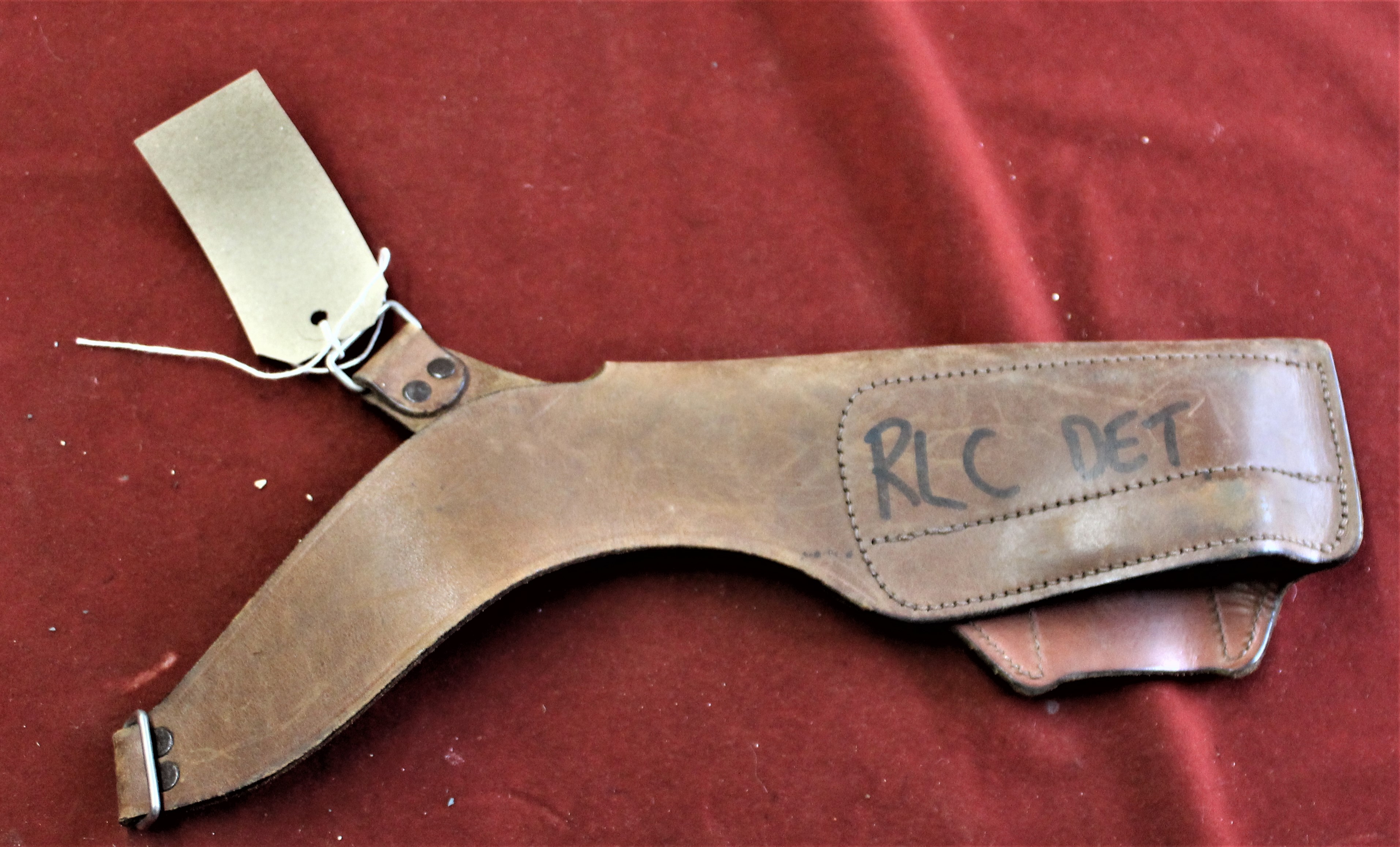 British Army Browning Hi Power leather shoulder holster, used by various units. Stamped Browning