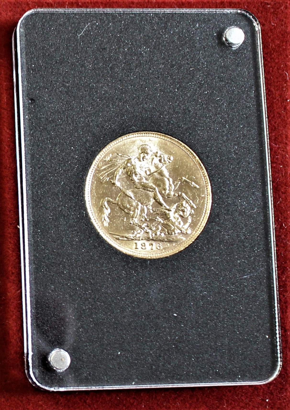 1876 Victoria young head Sovereign, AEF - Image 3 of 3