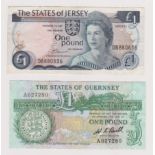 Jersey 1976-88 £1, J. Clennett P11a, GVF; and Guernsey 1980-89 £1 Bull, P48a, GVF