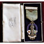 Masonic Founders Jewel for the Alwyn Lodge No. 3535 in silver, gilt and enamel, made by Bladon &