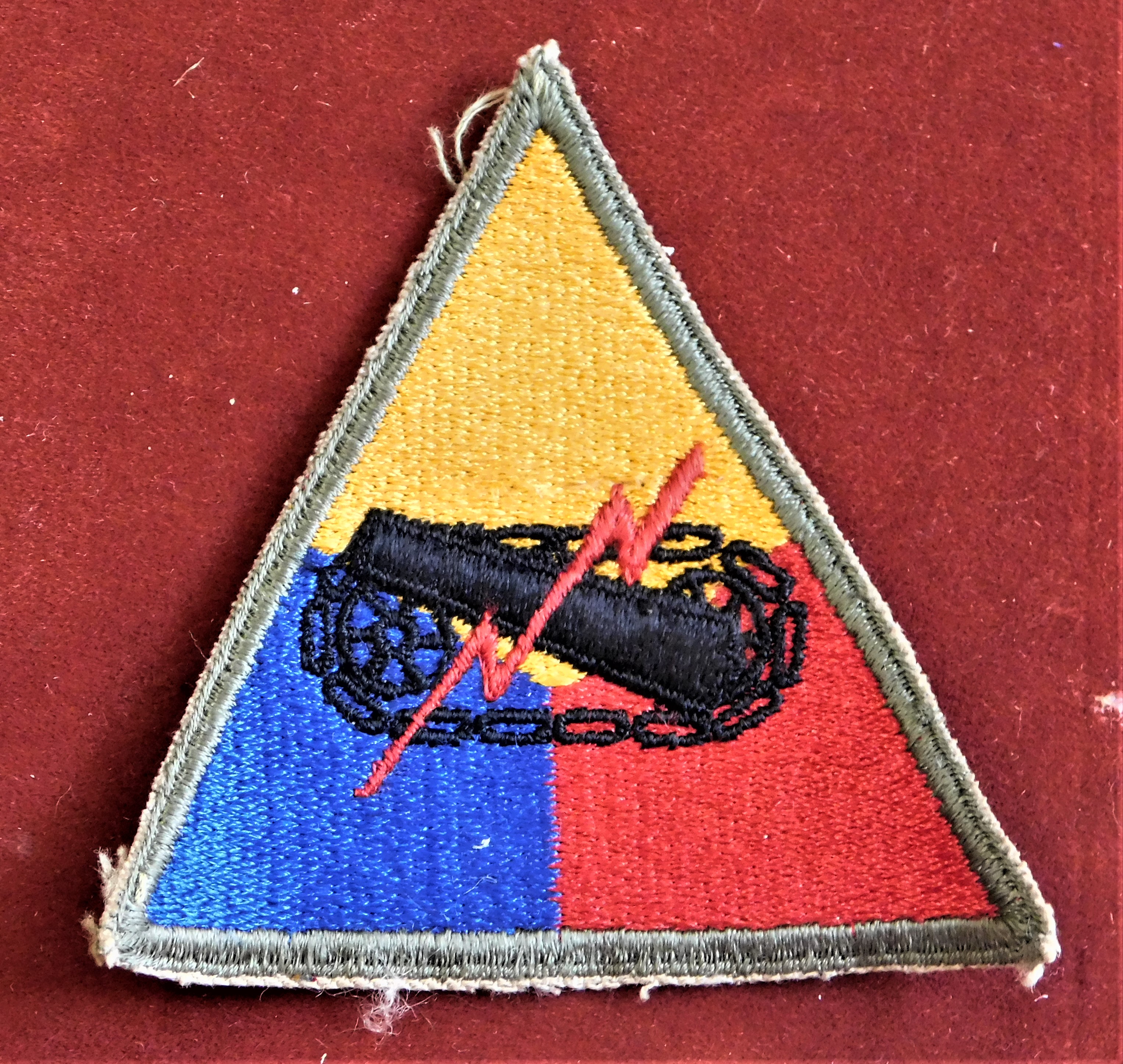 American and other Military Patches, Medals, Button mixed lot including: WWII KVH - 4th Armoured - Image 3 of 8