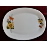 (6) Pyrex Diner Plates - Flower pattern-oval shape very good condition