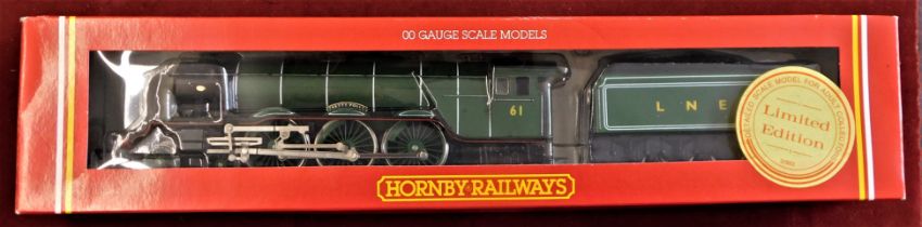 Hornby LNER 4-6-2 Loco Class A3 "Pretty Polly" Limited Edition R375. Mint in box.