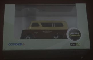 Oxford 76CA018 British Rail Crew Bus. Mint in box.