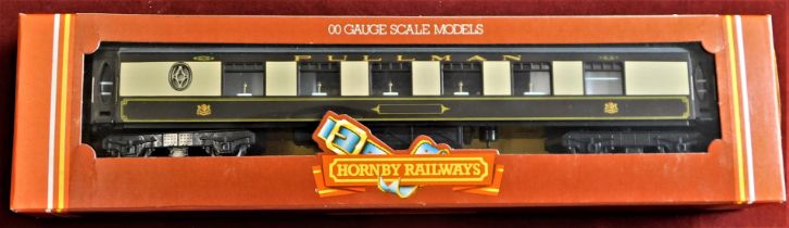 Hornby Pullman Coach Brake 3rd R233. Mint in box.