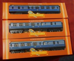 Hornby R423 LMS Brake 3rd Coach (Coronation Scot) (3). Mint in box.