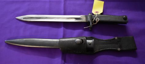 Turkish WWI shortened German ersatz bayonet EB9, with German made leather frog in good condition.