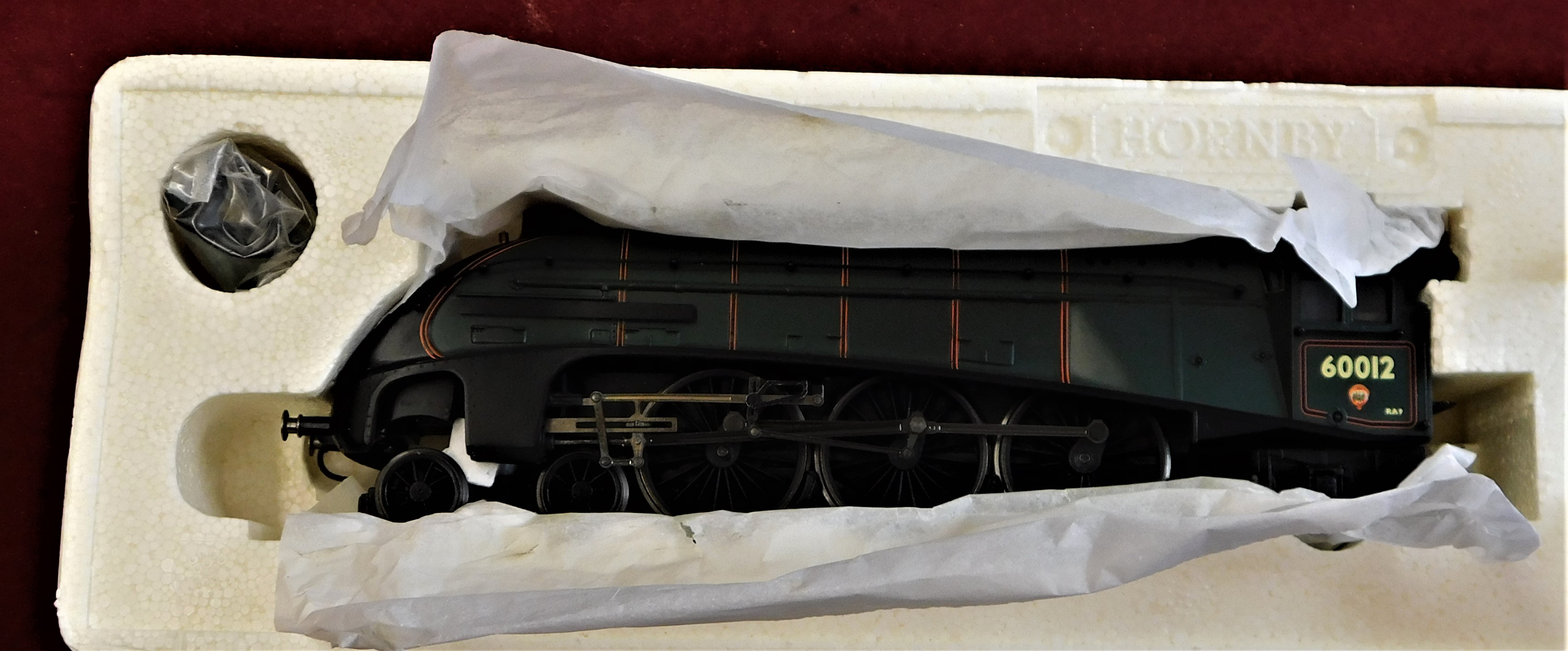 Hornby Class 4A Locomotive "Commonwealth of Australia" R2136. Mint in box. - Image 4 of 4