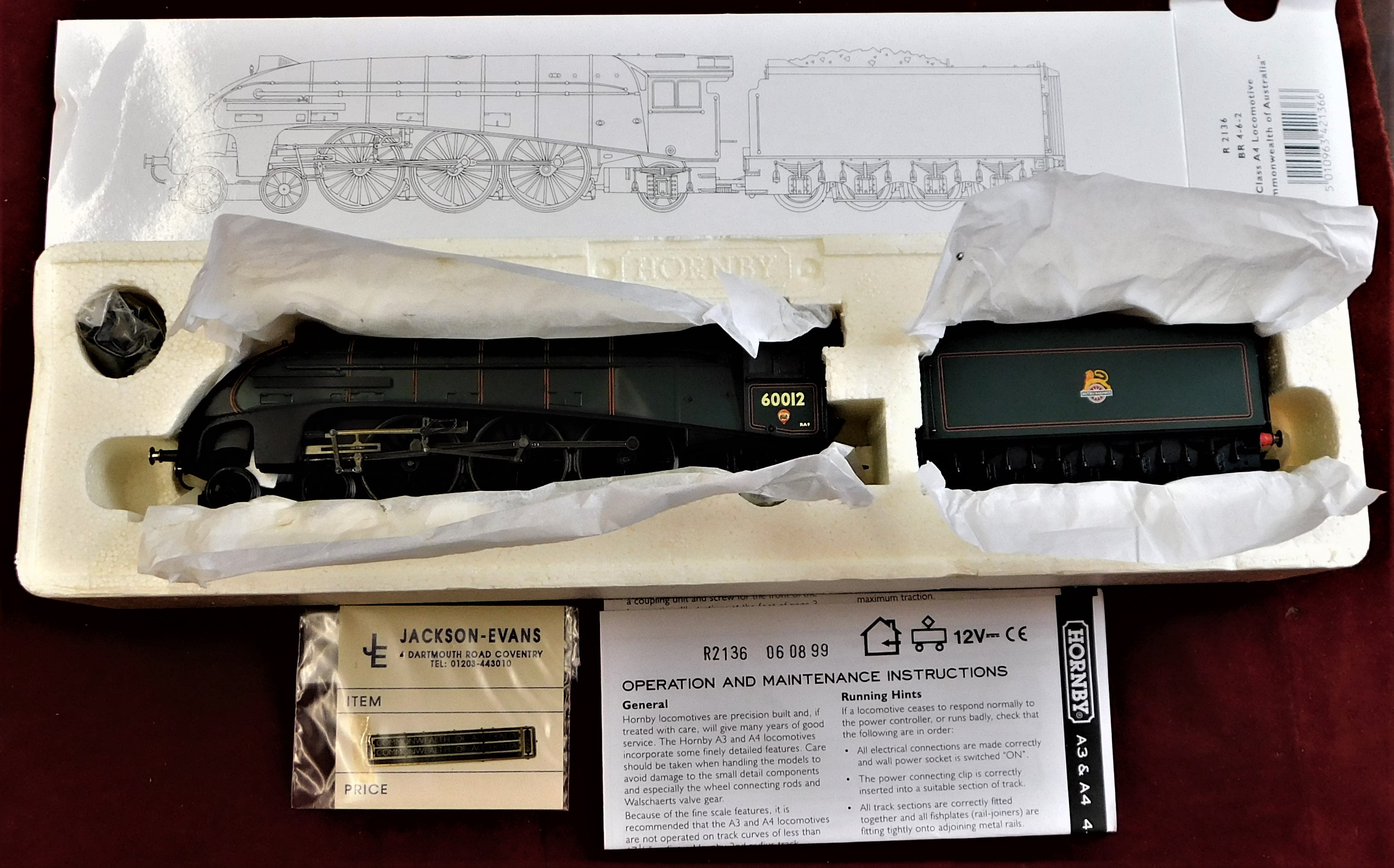 Hornby Class 4A Locomotive "Commonwealth of Australia" R2136. Mint in box.