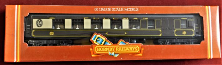 Hornby Pullman Coach Brake 3rd R233. Mint in box.