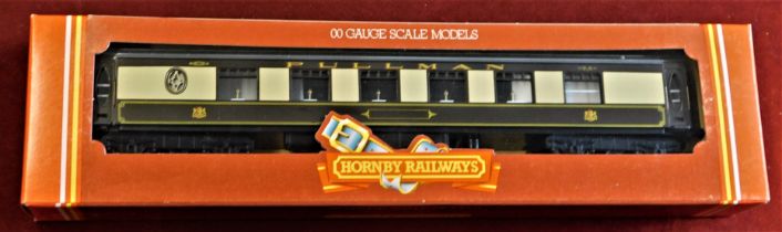 Hornby Pullman Coach 1st Class R233. Mint in box.