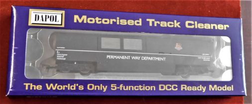 Dapol Motorised Track Cleaner. Mint in box.