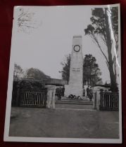 Swansea War Memorial Cenotaph 1957. 8" x 10" Press photograph. Soldiers standing guard.