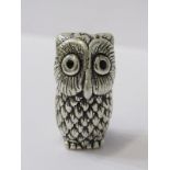 NOVELTY PIN CUSHION, a sterling silver novelty pin cushion in the form of an owl