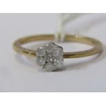9ct YELLOW GOLD DIAMOND DAISY CLUSTER STYLE RING, size V/W