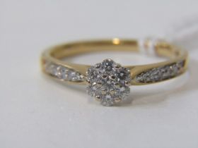 DIAMOND CLUSTER RING, 18ct yellow gold ring set a cluster of diamonds with diamond shoulders, size N