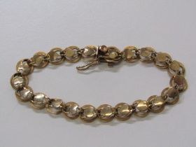 GOLD PANEL BRACELET, 9ct yellow gold bracelet, set heart shaped panels, 8 grams