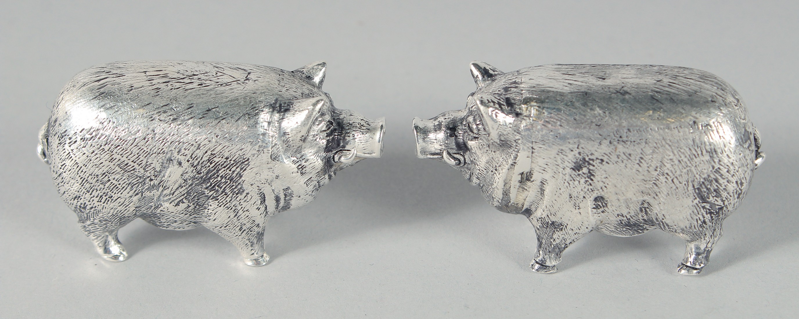 A PAIR OF SILVER PLATED PIG SALT AND PEPPERS. - Image 3 of 3
