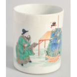 A CHINESE FAMILLE VERTE PORCELAIN BRUSH POT, painted with two figures 12.5cm high.