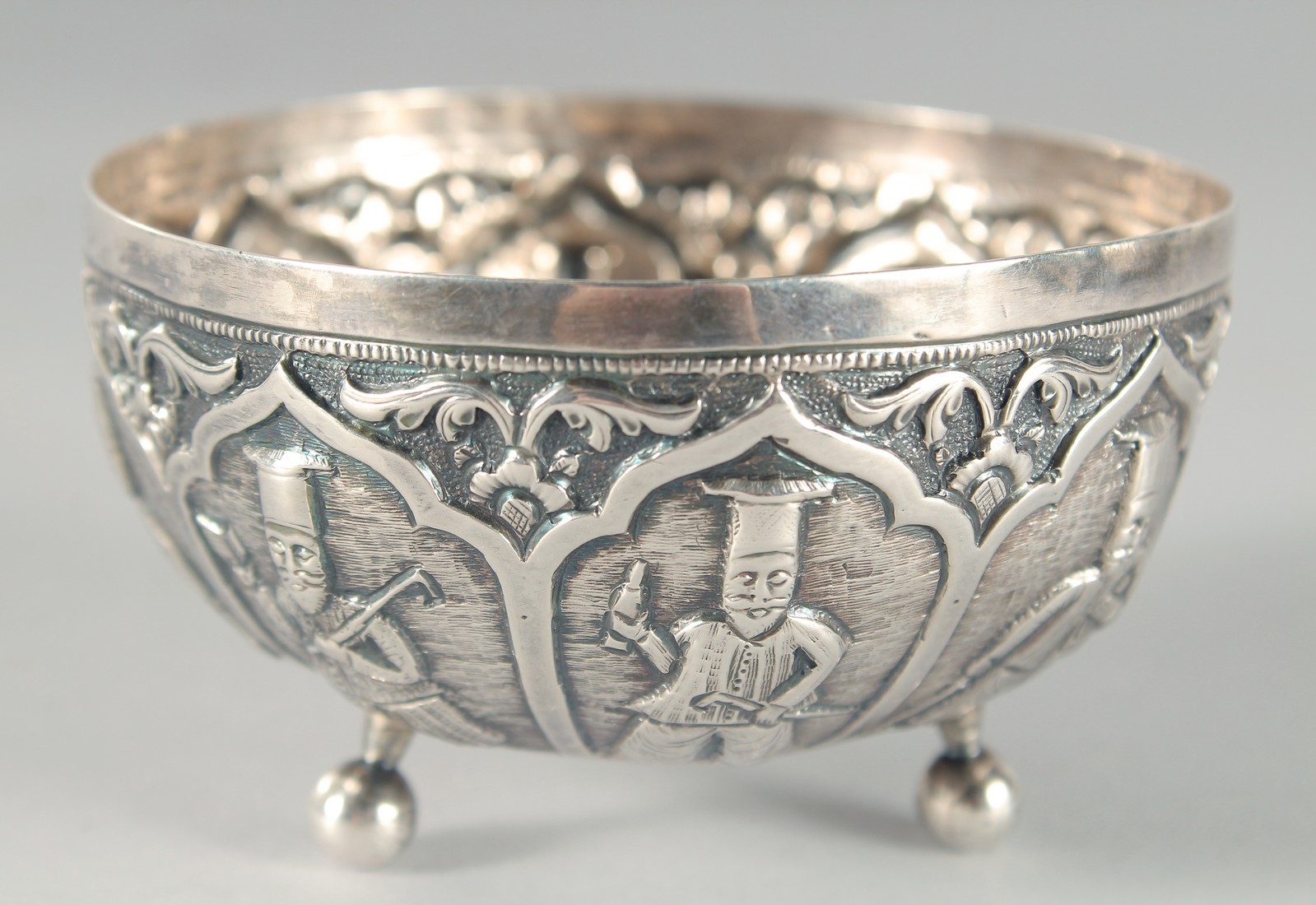 AN UNUSUAL 19TH CENTURY OTTOMAN GREEK OR ARMINIAN SILVER BOWL, with embossed and chased decoration - Image 3 of 5