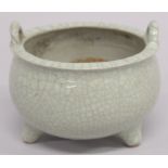 A GOOD SMALL CHINESE CRACKLE GLAZE CENSER.
