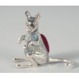 A CAST SILVER KANGAROO PIN CUSHION. 4cm