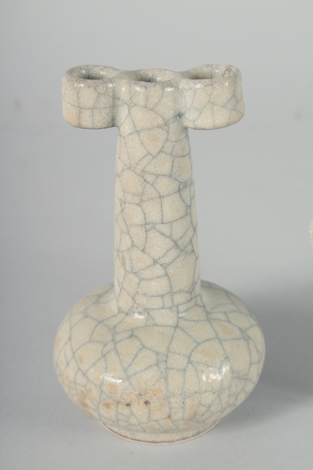 A COLLECTION OF FOUR CHINESE CRACKLE GLAZE ITEMS, comprising a small vase, a bowl, a brush wash - Image 2 of 5