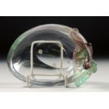 A DAUM GLASS DISH the rim mounted with a lizard on a leaf. 4.5ins long.