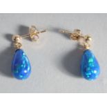 A PAIR OF 9ct. GOLD CULTURED OPAL DROP EARRINGS.