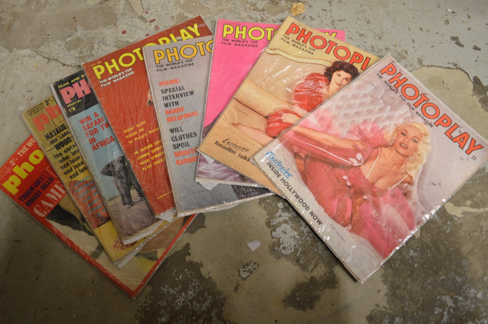 A quantity of Photoplay magazines.