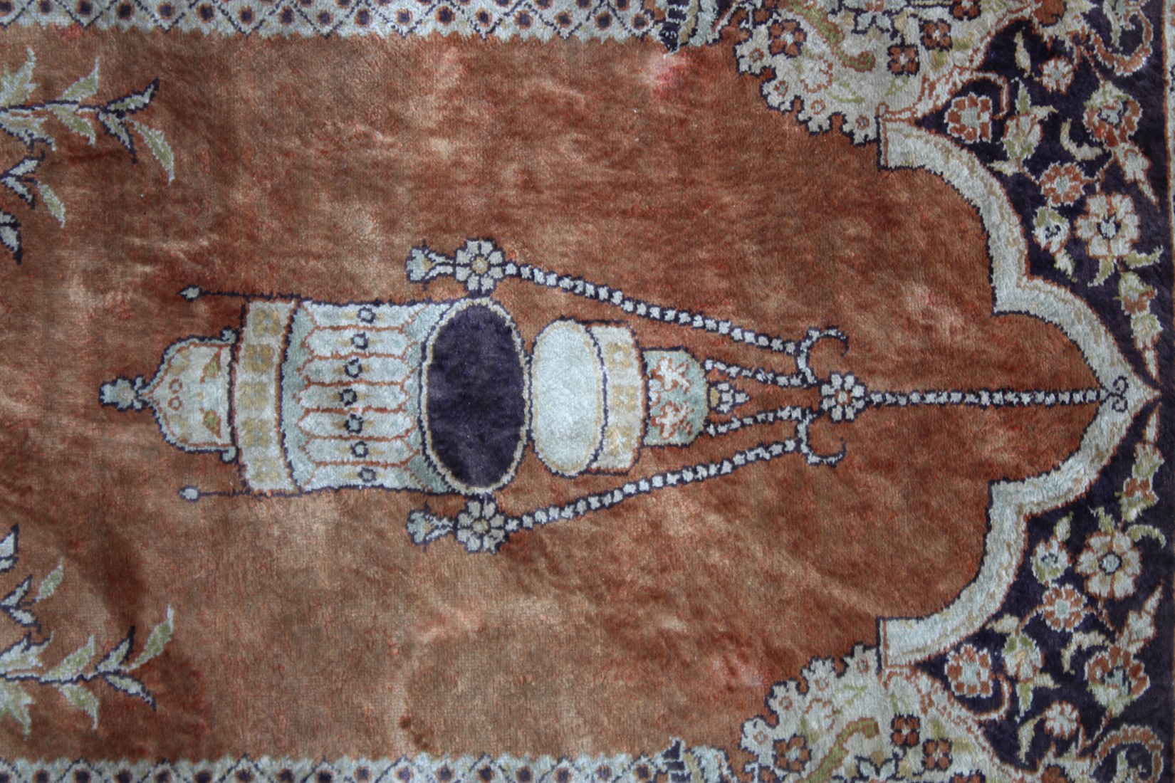 A small Persian silk prayer rug, brown ground with temple arch and hanging lantern 3'1" x 2'. - Image 2 of 4