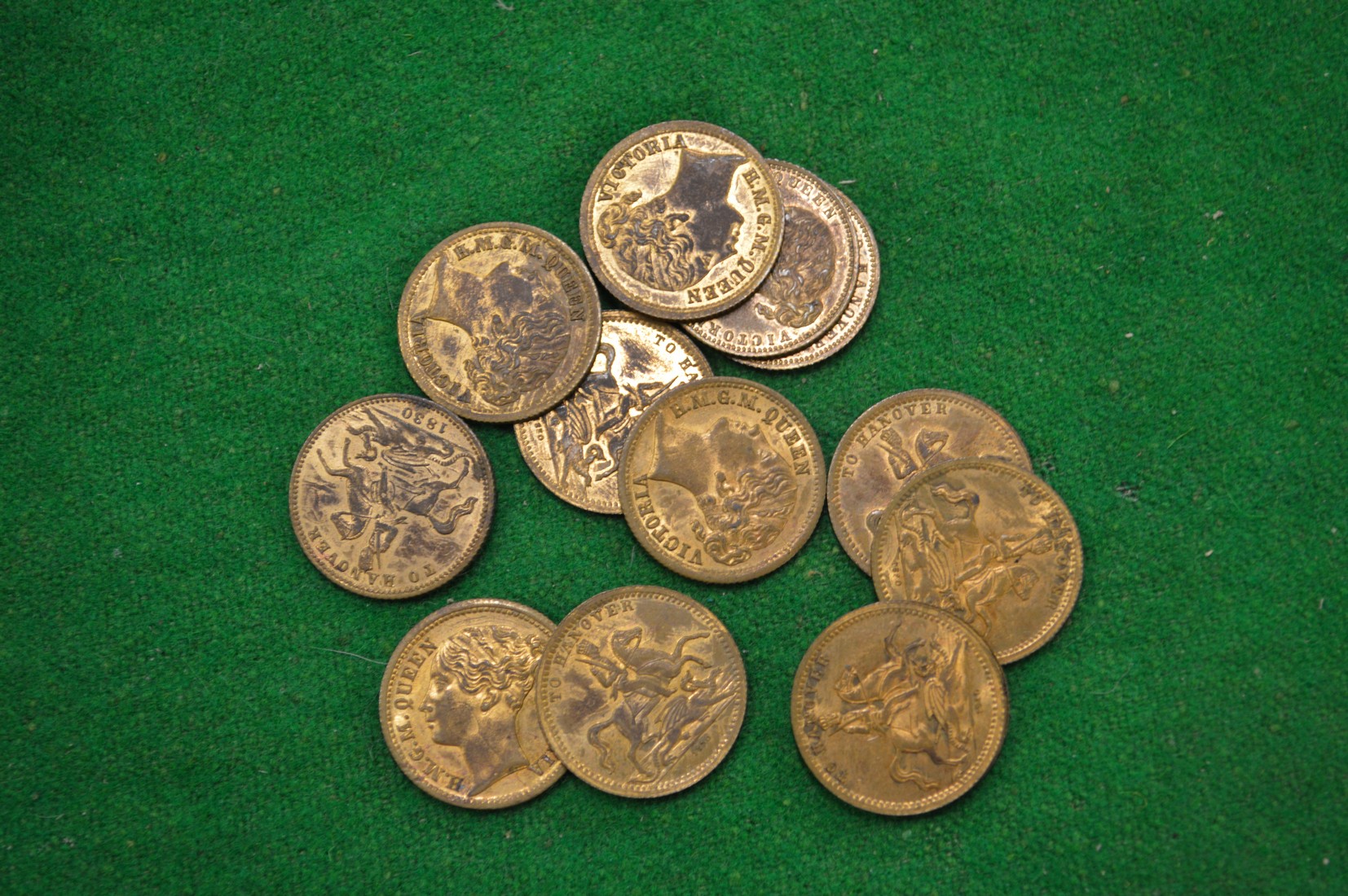 A good Gentleman's lifetime collection of coins to include Roman and other. - Image 6 of 6