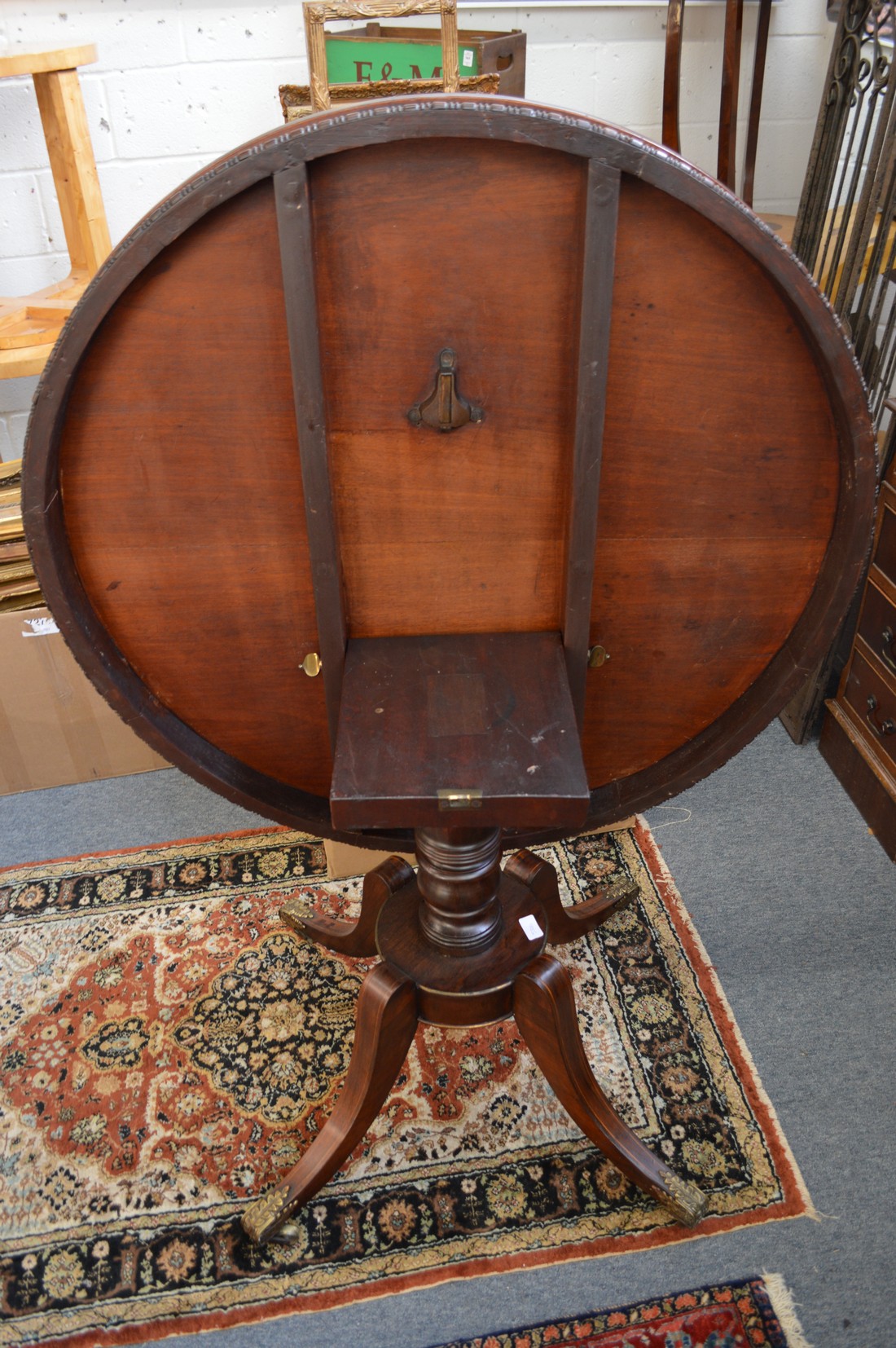 A good regency rosewood and mahogany banded circular tilt top breakfast table of small size, the - Image 5 of 5