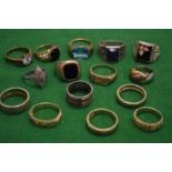 A good collection of gold and silver dress rings.