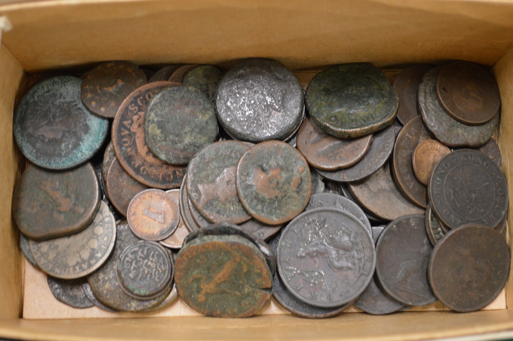 A good Gentleman's lifetime collection of coins to include Roman and other. - Image 2 of 6