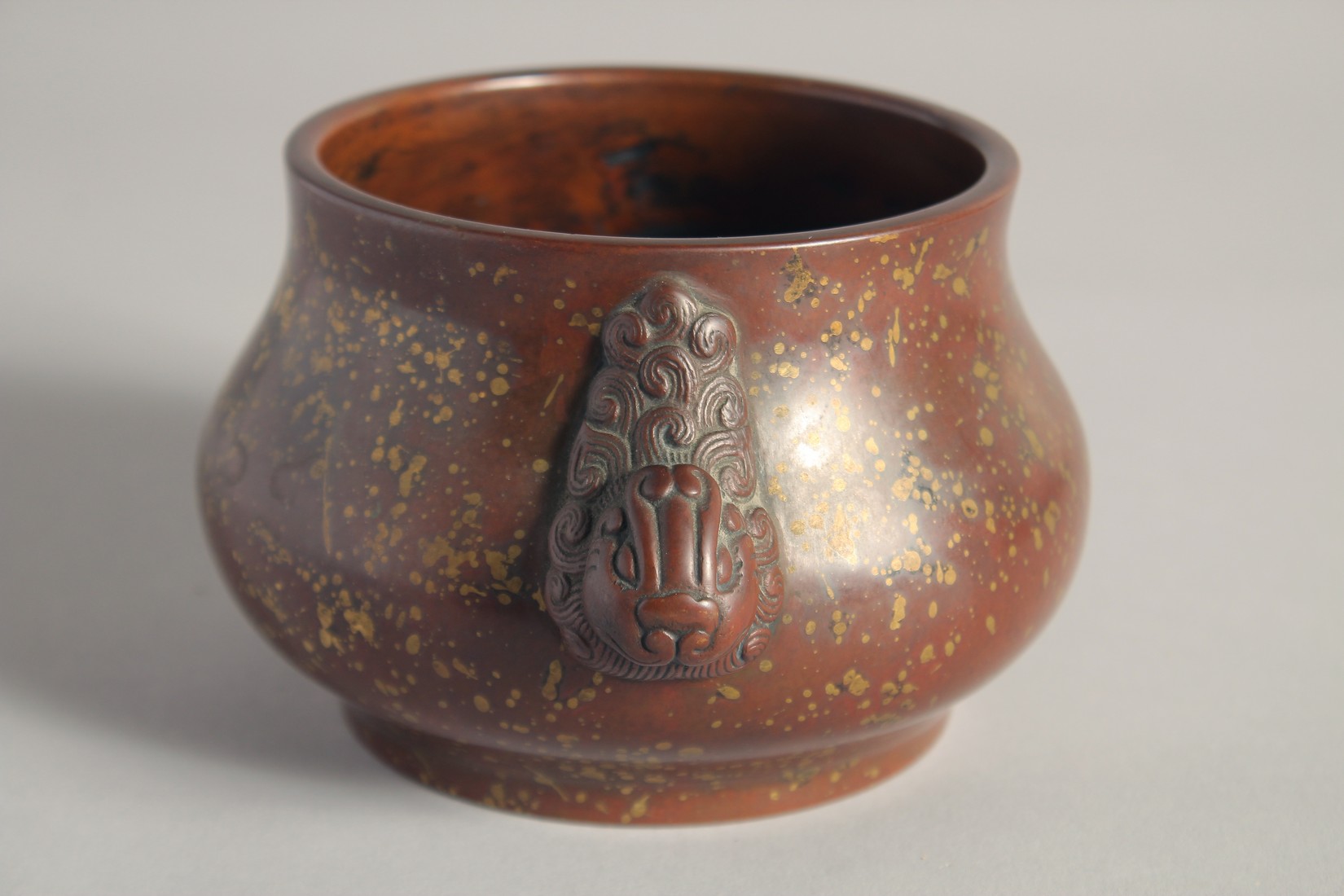 A CHINESE GOLD SPLASH BRONZE BOMBE CENSER, weighing 1.62Kg, the sides cast with double lion-head - Image 2 of 6