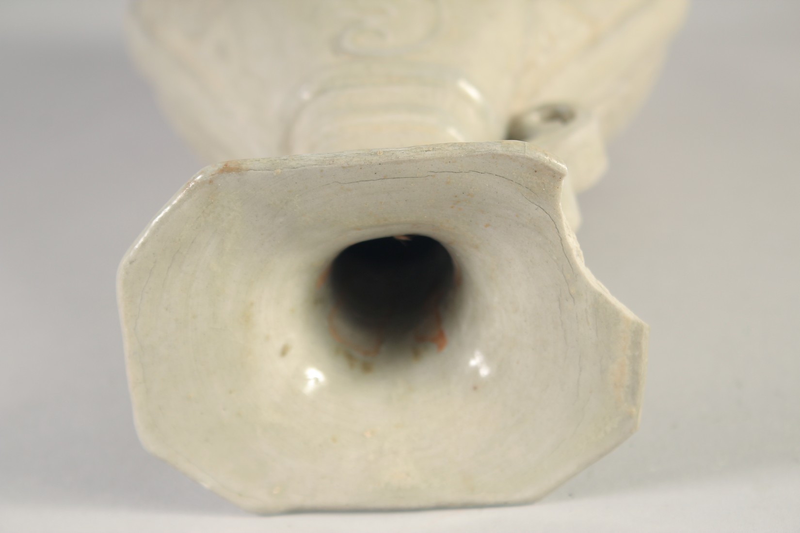 A CHINESE GLAZED POTTERY VASE, with relief decoration, (af) 23cm high. - Image 5 of 6