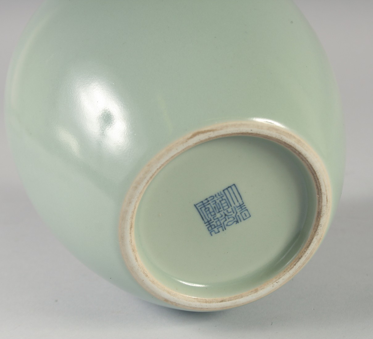 A CHINESE CELADON GLAZE PORCELAIN POT, with Daoguang mark to base, 19cm high. - Image 6 of 7