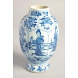 A CHINESE BLUE AND WHITE PORCELAIN VASE, (lacking cover), 17cm high.